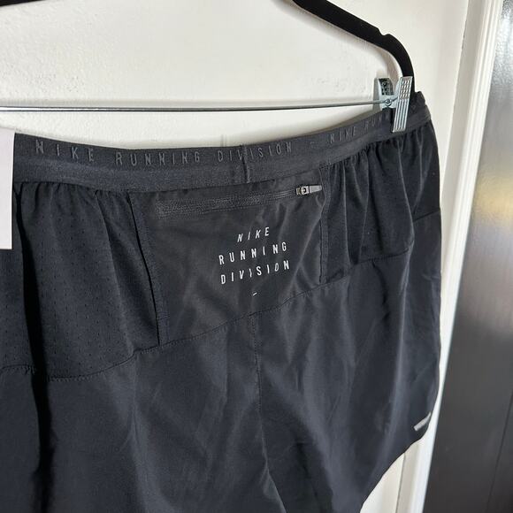 Nike Dri-FIT Stride Run Division 5 Inch Brief-Lined Shorts Black Men's XXL NWT - Picture 8 of 16